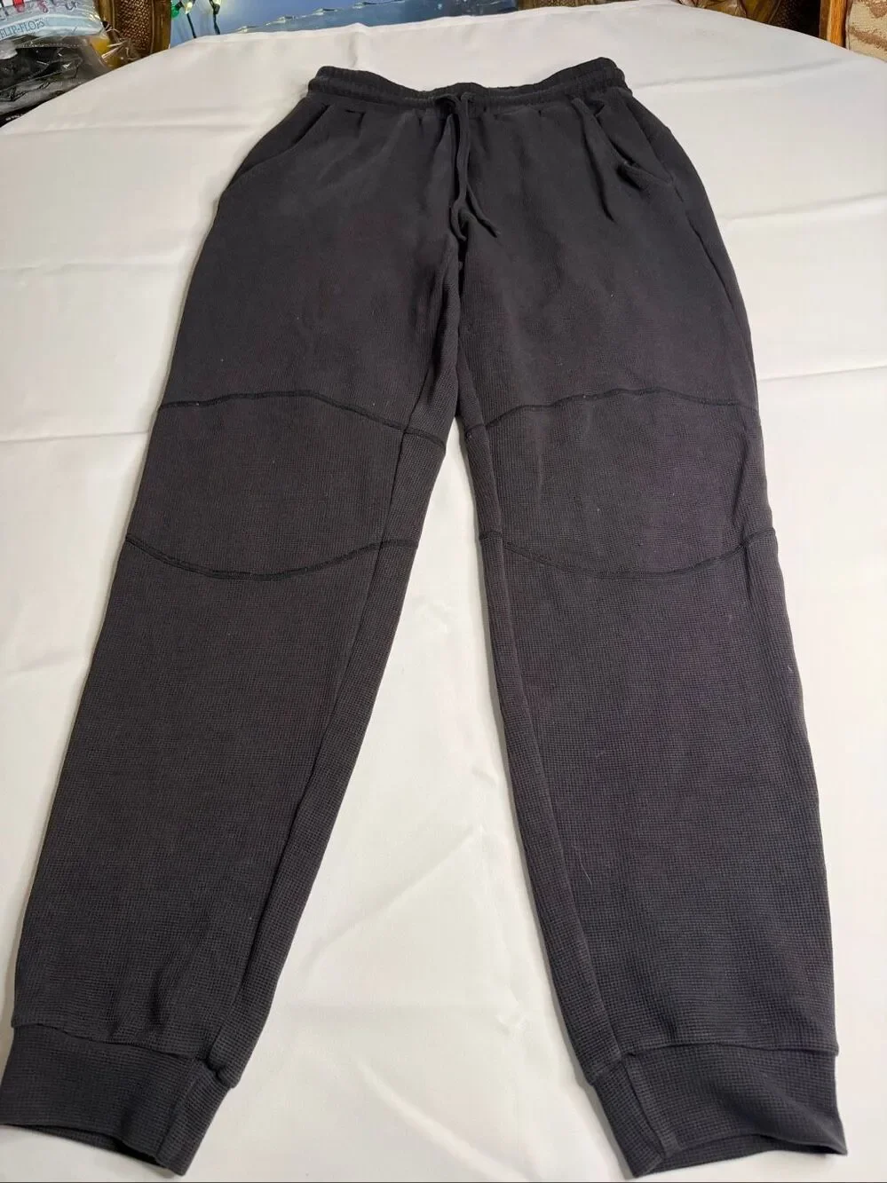 Alo Yoga Waffle Knit Thermal Jogger Sweatpants Charcoal Gray Unisex Size Small